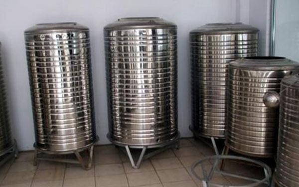 不銹鋼圓形水箱 (1)